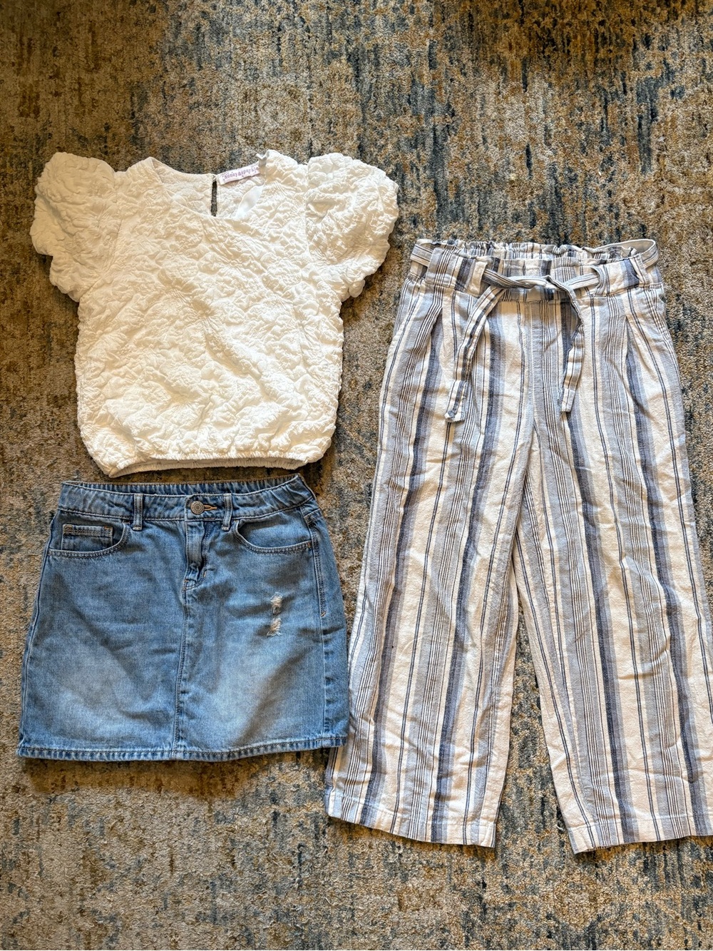 Girls Summer Bundle Size 10 Skirt Pants Top BCBGirls Gap Dillards Beach Set
